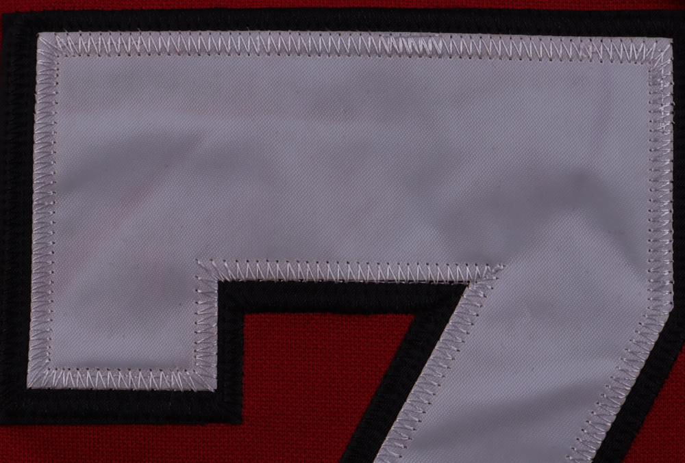 Jadeveon Clowney Signed LE Jersey Inscribed "AT@T Player Of The Year" (Beckett) at PristineAuction.com Jadeveon Clowney Signed LE Jersey Inscribed "AT@T Player Of The Year" (Beckett) at PristineAuction.com