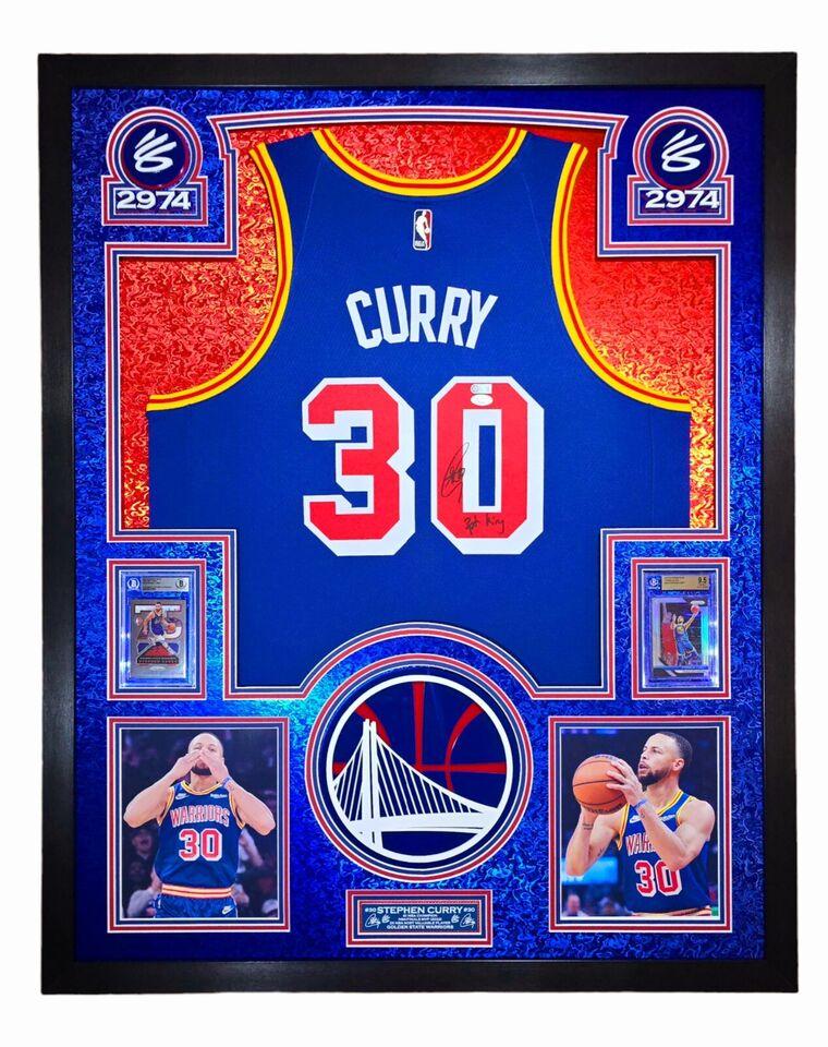 Stephen Curry Signed Warriors Custom Framed Nike Jersey LED Display Inscribed "3PT King" with 2018 Panini Prizm Silver #222 (BGS 9.5) & Signed Sticker on 2021-22 Panini Prizm NBA 75th Logo #14 (BGS) (JSA) at PristineAuction.com Stephen Curry Signed Warriors Custom Framed Nike Jersey LED Display Inscribed "3PT King" with 2018 Panini Prizm Silver #222 (BGS 9.5) & Signed Sticker on 2021-22 Panini Prizm NBA 75th Logo #14 (BGS) (JSA) at PristineAuction.com