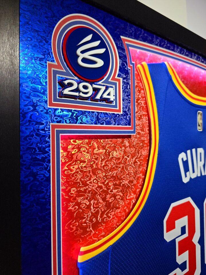 Stephen Curry Signed Warriors Custom Framed Nike Jersey LED Display Inscribed "3PT King" with 2018 Panini Prizm Silver #222 (BGS 9.5) & Signed Sticker on 2021-22 Panini Prizm NBA 75th Logo #14 (BGS) (JSA) at PristineAuction.com Stephen Curry Signed Warriors Custom Framed Nike Jersey LED Display Inscribed "3PT King" with 2018 Panini Prizm Silver #222 (BGS 9.5) & Signed Sticker on 2021-22 Panini Prizm NBA 75th Logo #14 (BGS) (JSA) at PristineAuction.com