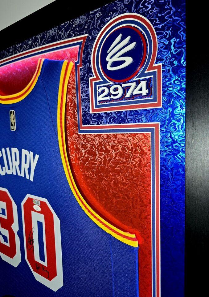 Stephen Curry Signed Warriors Custom Framed Nike Jersey LED Display Inscribed "3PT King" with 2018 Panini Prizm Silver #222 (BGS 9.5) & Signed Sticker on 2021-22 Panini Prizm NBA 75th Logo #14 (BGS) (JSA) at PristineAuction.com Stephen Curry Signed Warriors Custom Framed Nike Jersey LED Display Inscribed "3PT King" with 2018 Panini Prizm Silver #222 (BGS 9.5) & Signed Sticker on 2021-22 Panini Prizm NBA 75th Logo #14 (BGS) (JSA) at PristineAuction.com