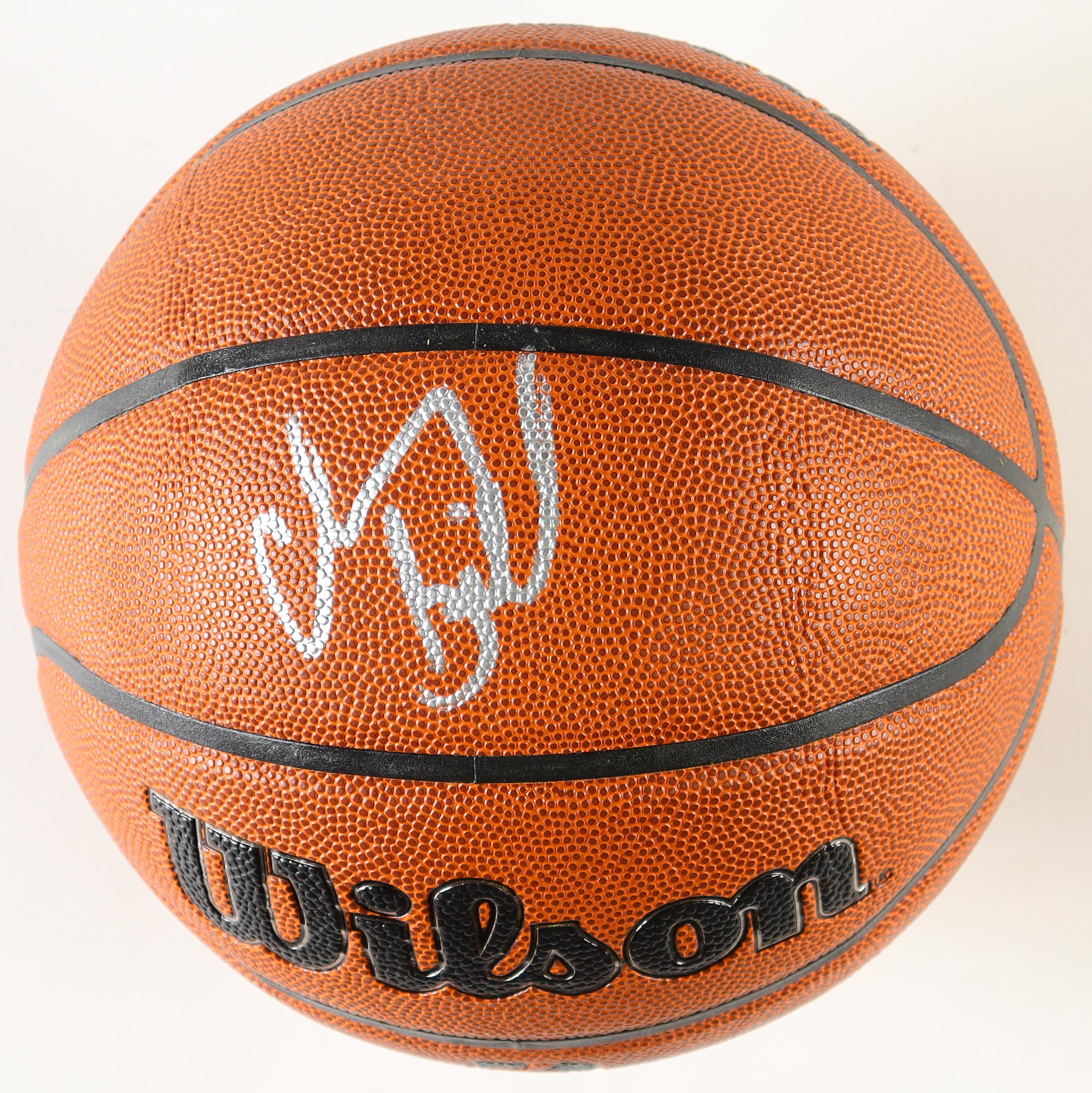 Chauncey Billups Signed NBA Basketball (Beckett) at PristineAuction.com Chauncey Billups Signed NBA Basketball (Beckett) at PristineAuction.com