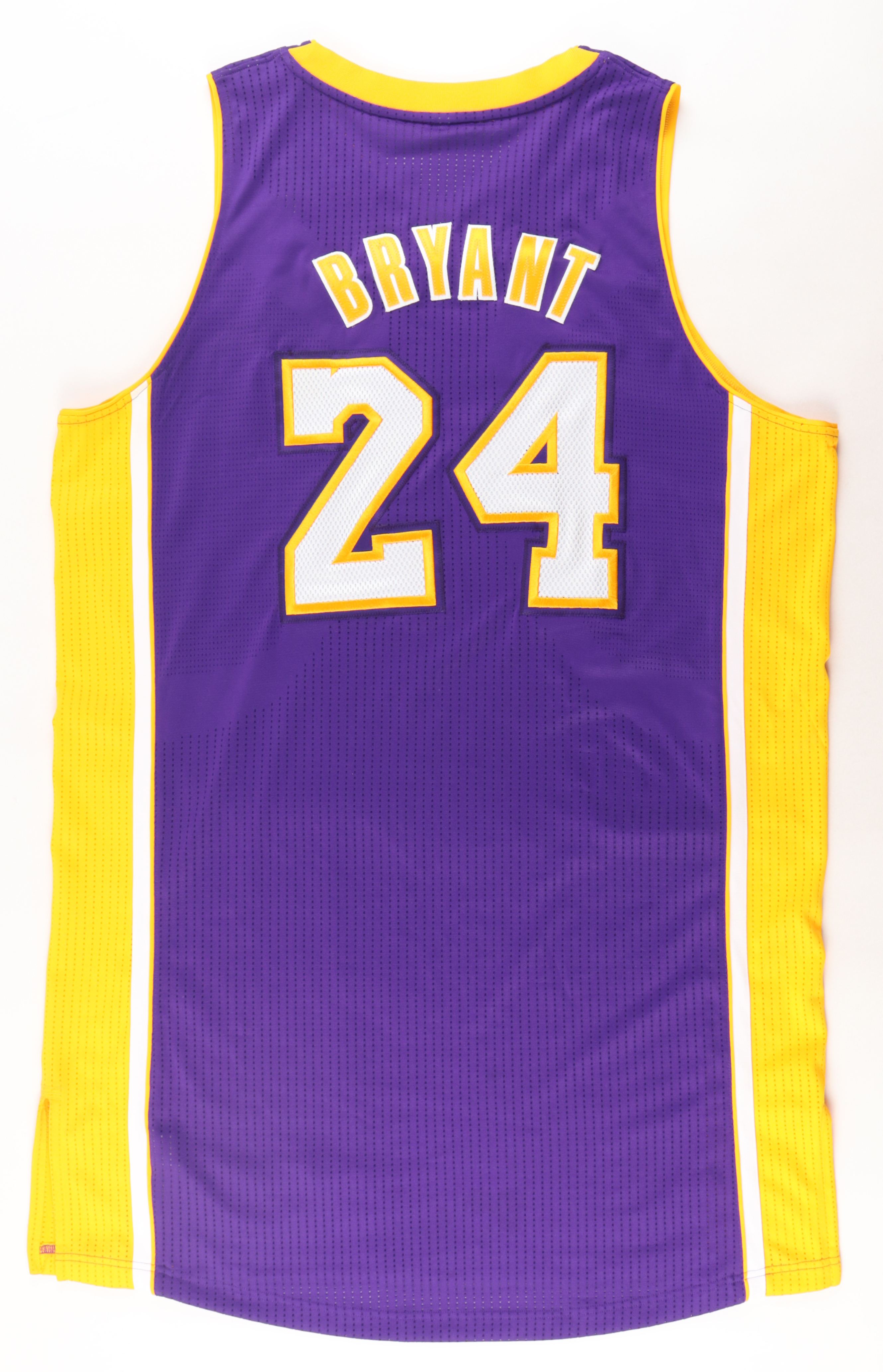 Kobe Bryant 2010-11 Lakers Game-Issued Jersey (Grey Flannel) at PristineAuction.com Kobe Bryant 2010-11 Lakers Game-Issued Jersey (Grey Flannel) at PristineAuction.com