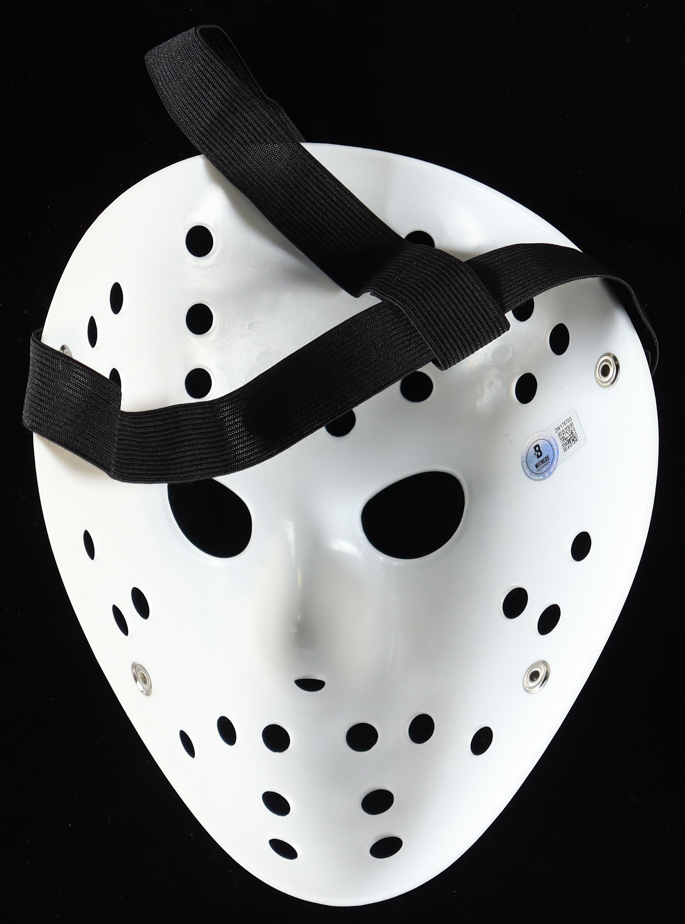 Alice Cooper Signed Custom "Friday the 13th" Jason Mask Inscribed "He's Back!" (Beckett) at PristineAuction.com Alice Cooper Signed Custom "Friday the 13th" Jason Mask Inscribed "He's Back!" (Beckett) at PristineAuction.com