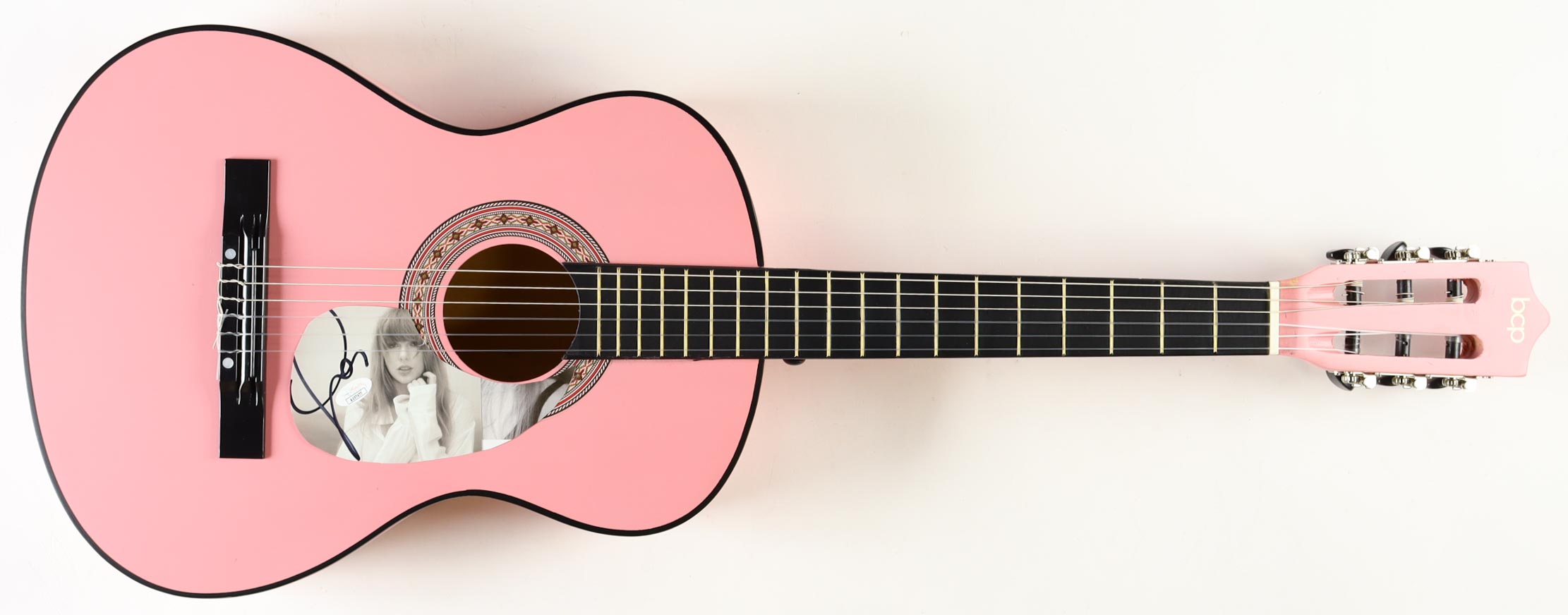 Taylor Swift Signed 38" Acoustic Guitar (JSA) at PristineAuction.com Taylor Swift Signed 38" Acoustic Guitar (JSA) at PristineAuction.com