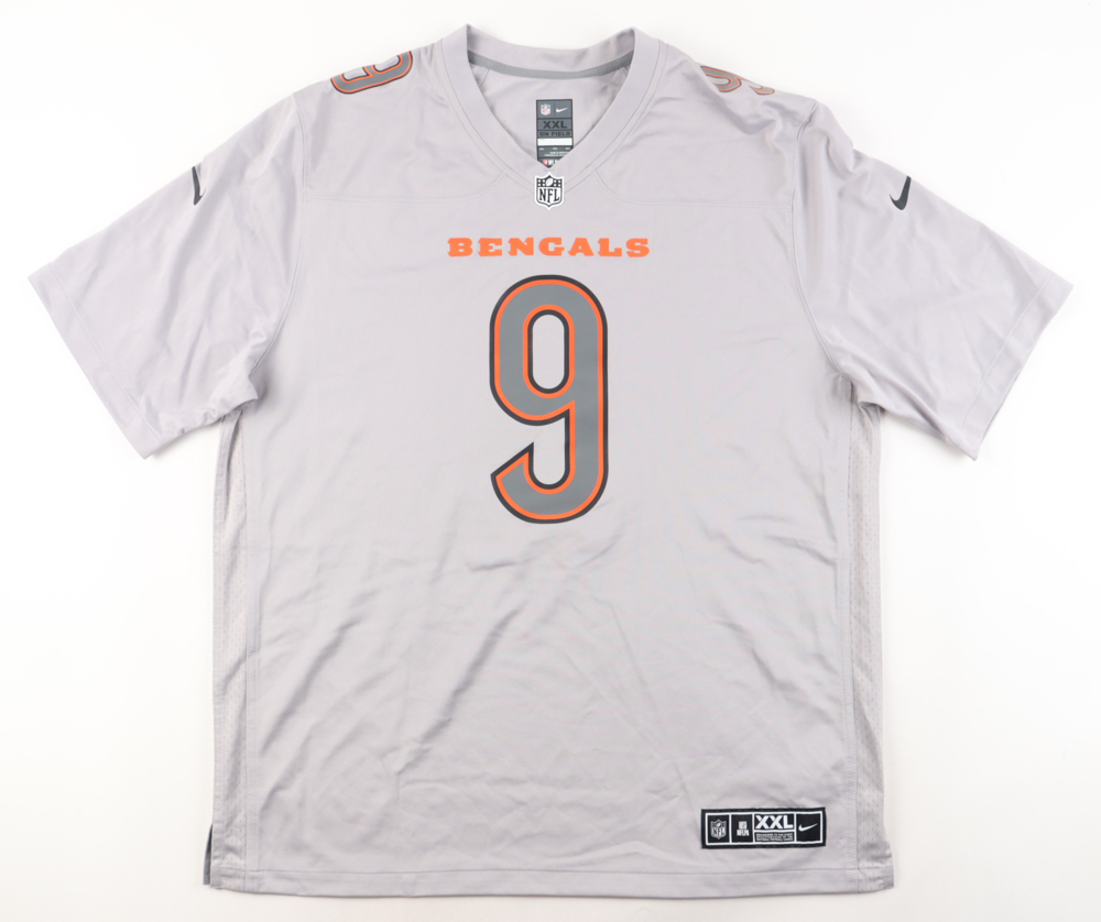 Joe Burrow Signed Bengals Jersey (Fanatics) at PristineAuction.com Joe Burrow Signed Bengals Jersey (Fanatics) at PristineAuction.com