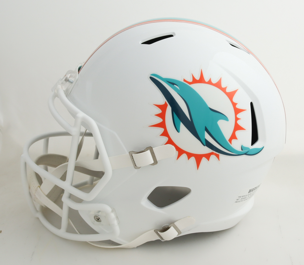 Tua Tagovailoa Signed Dolphins Full-Size Speed Helmet (Fanatics) at PristineAuction.com Tua Tagovailoa Signed Dolphins Full-Size Speed Helmet (Fanatics) at PristineAuction.com