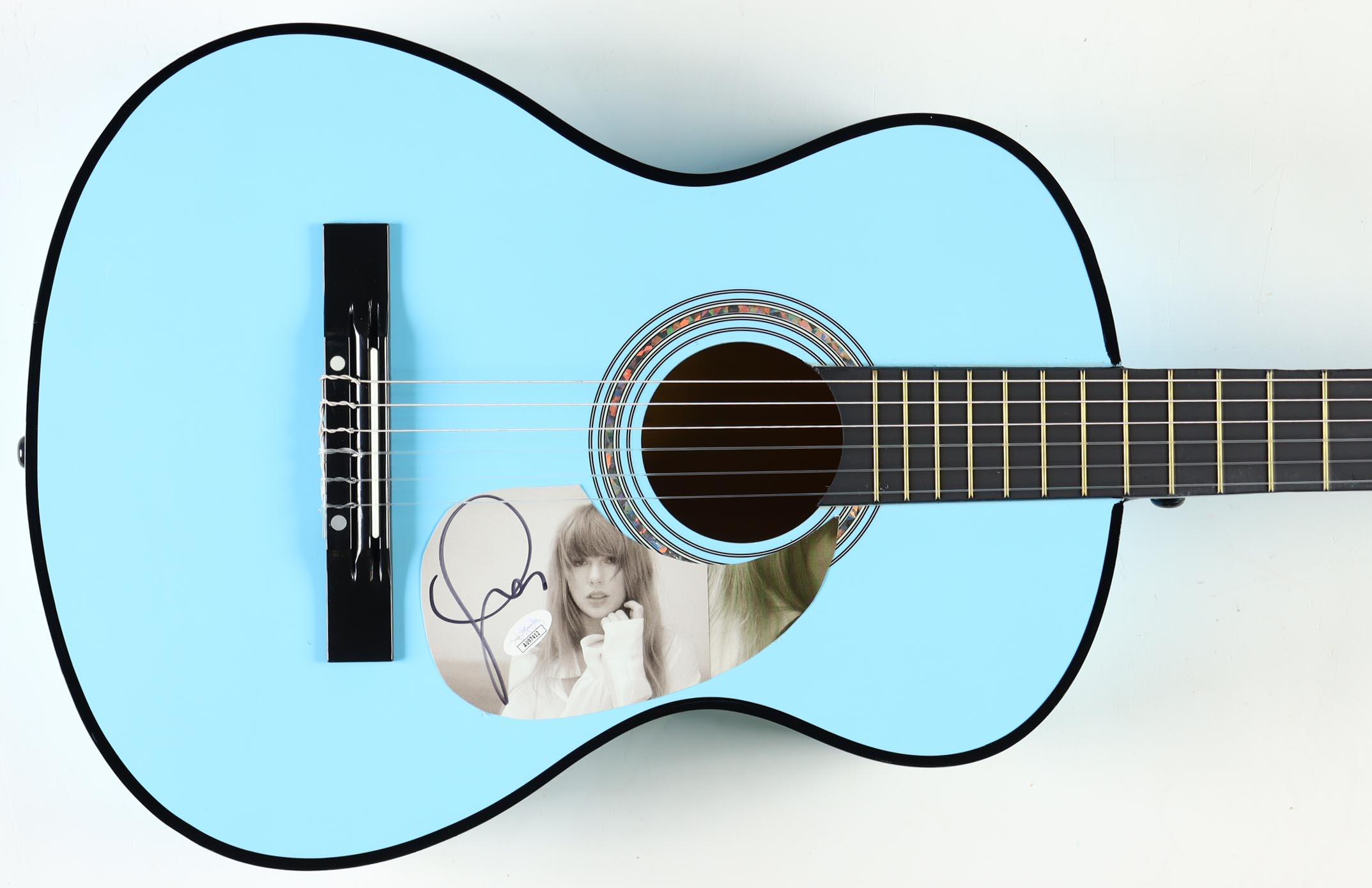 Taylor Swift Signed 38" Acoustic Guitar (JSA) at PristineAuction.com Taylor Swift Signed 38" Acoustic Guitar (JSA) at PristineAuction.com