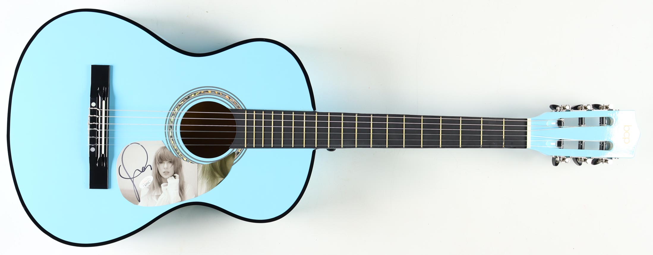 Taylor Swift Signed 38" Acoustic Guitar (JSA) at PristineAuction.com Taylor Swift Signed 38" Acoustic Guitar (JSA) at PristineAuction.com