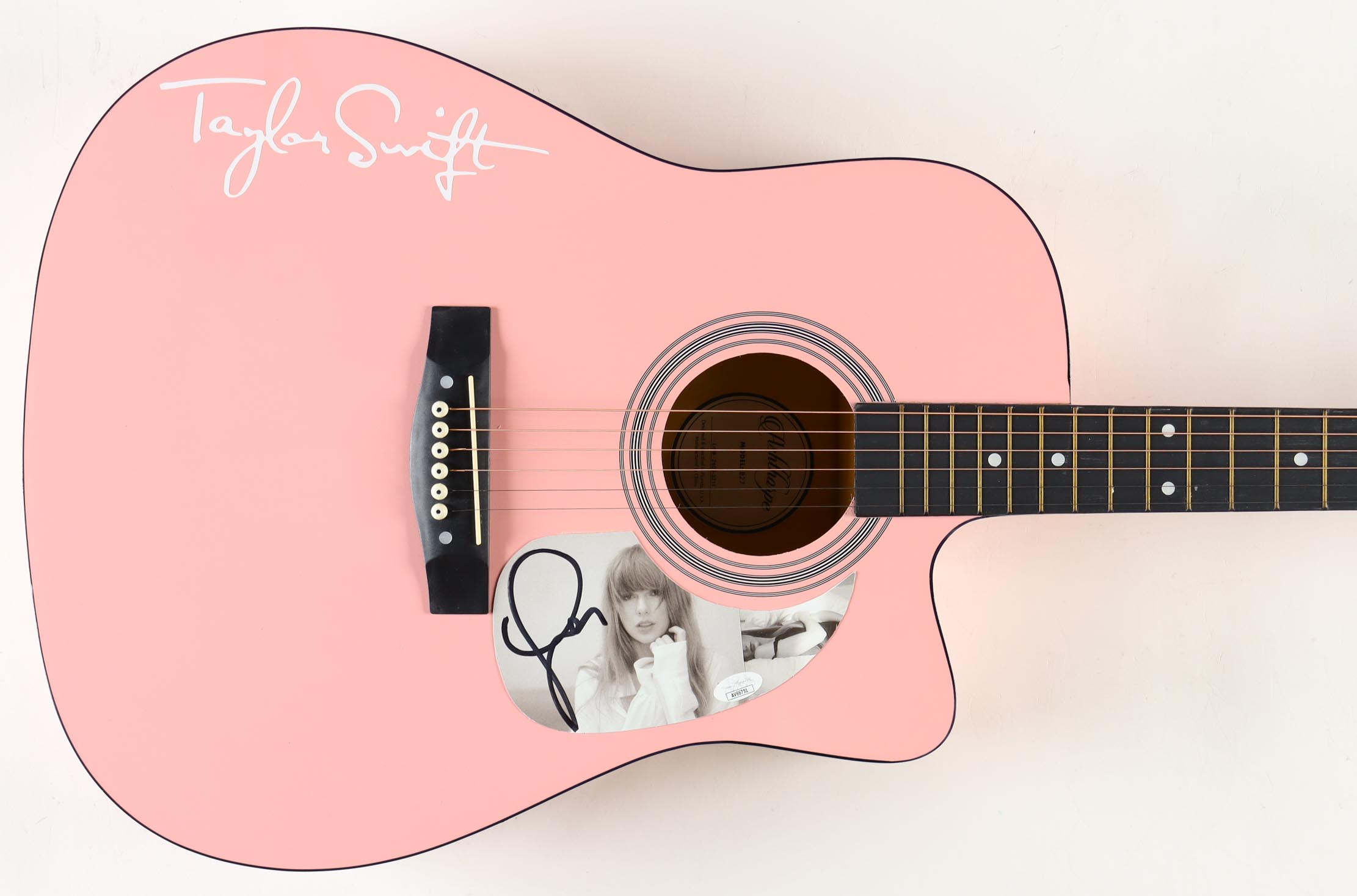Taylor Swift Signed 41" Acoustic Guitar (JSA) at PristineAuction.com Taylor Swift Signed 41" Acoustic Guitar (JSA) at PristineAuction.com