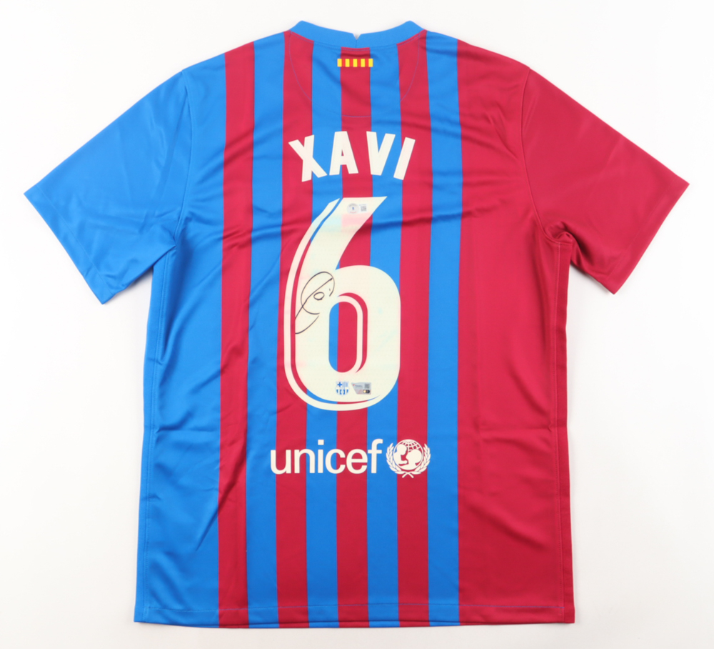 Xavi Hernandez Signed Barcelona Jersey (Beckett & Fanatics) at PristineAuction.com Xavi Hernandez Signed Barcelona Jersey (Beckett & Fanatics) at PristineAuction.com