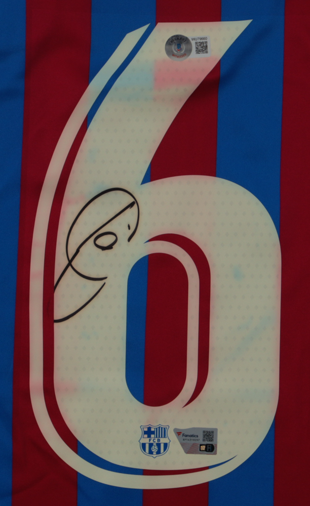 Xavi Hernandez Signed Barcelona Jersey (Beckett & Fanatics) at PristineAuction.com Xavi Hernandez Signed Barcelona Jersey (Beckett & Fanatics) at PristineAuction.com