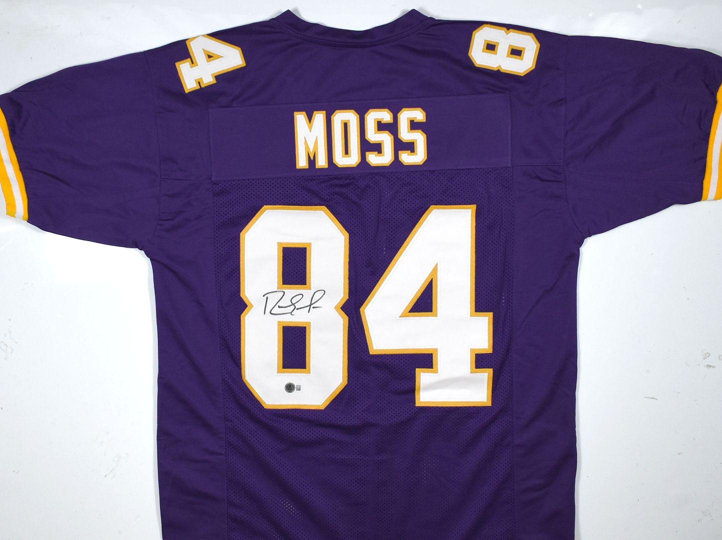 Randy Moss Signed Jersey (Beckett) at PristineAuction.com Randy Moss Signed Jersey (Beckett) at PristineAuction.com