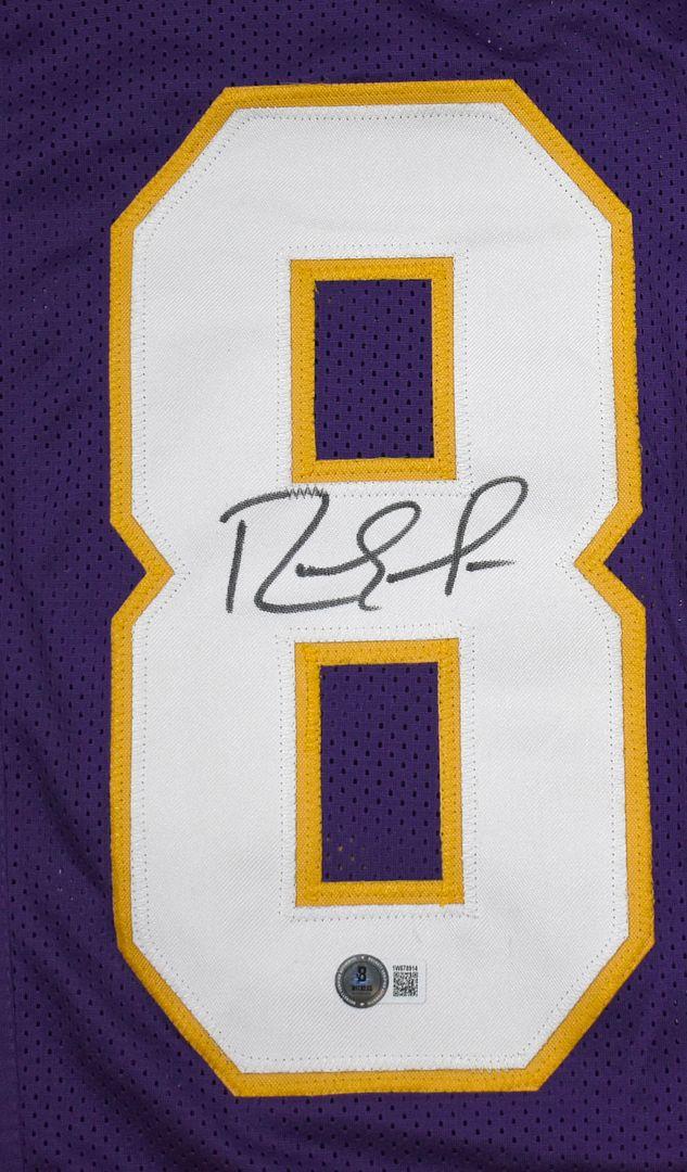 Randy Moss Signed Jersey (Beckett) at PristineAuction.com Randy Moss Signed Jersey (Beckett) at PristineAuction.com