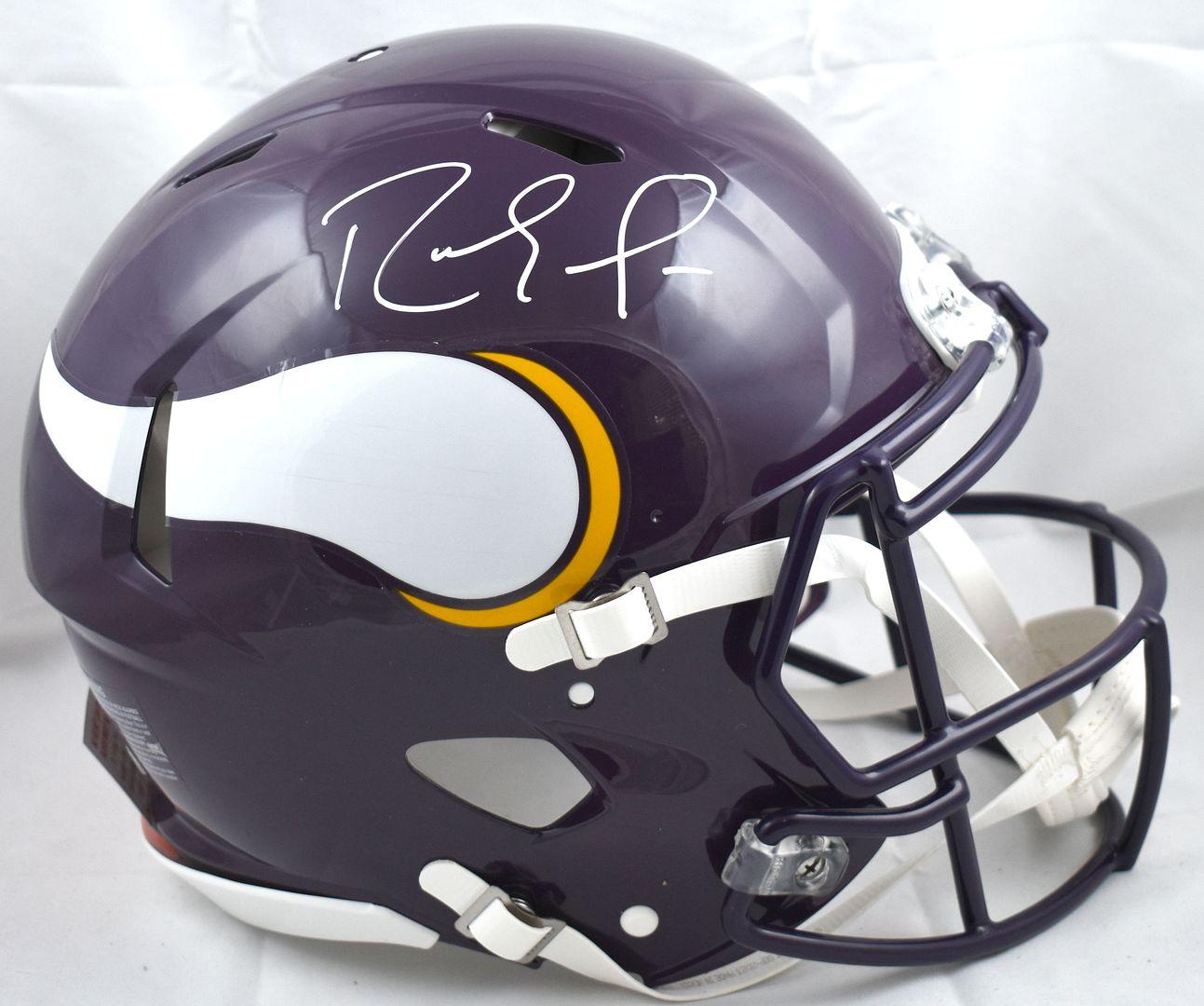 Randy Moss Signed Vikings Full-Size Authentic On-Field Speed Helmet (Beckett) at PristineAuction.com Randy Moss Signed Vikings Full-Size Authentic On-Field Speed Helmet (Beckett) at PristineAuction.com