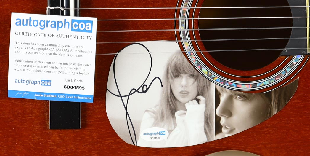Taylor Swift Signed 38" Acoustic Guitar (AutographCOA) at PristineAuction.com Taylor Swift Signed 38" Acoustic Guitar (AutographCOA) at PristineAuction.com