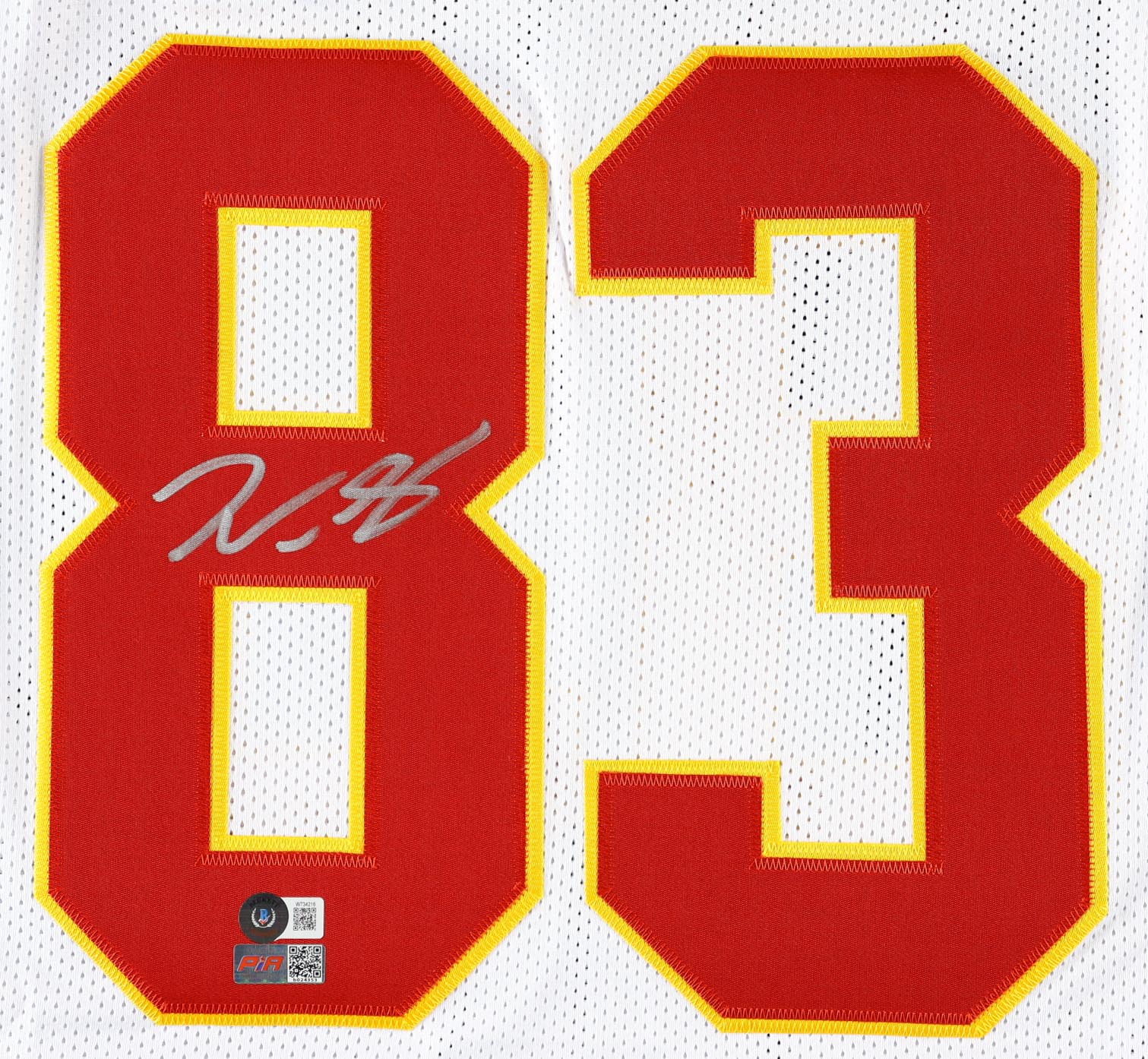 Noah Gray Signed Jersey (Beckett & PIA) at PristineAuction.com Noah Gray Signed Jersey (Beckett & PIA) at PristineAuction.com