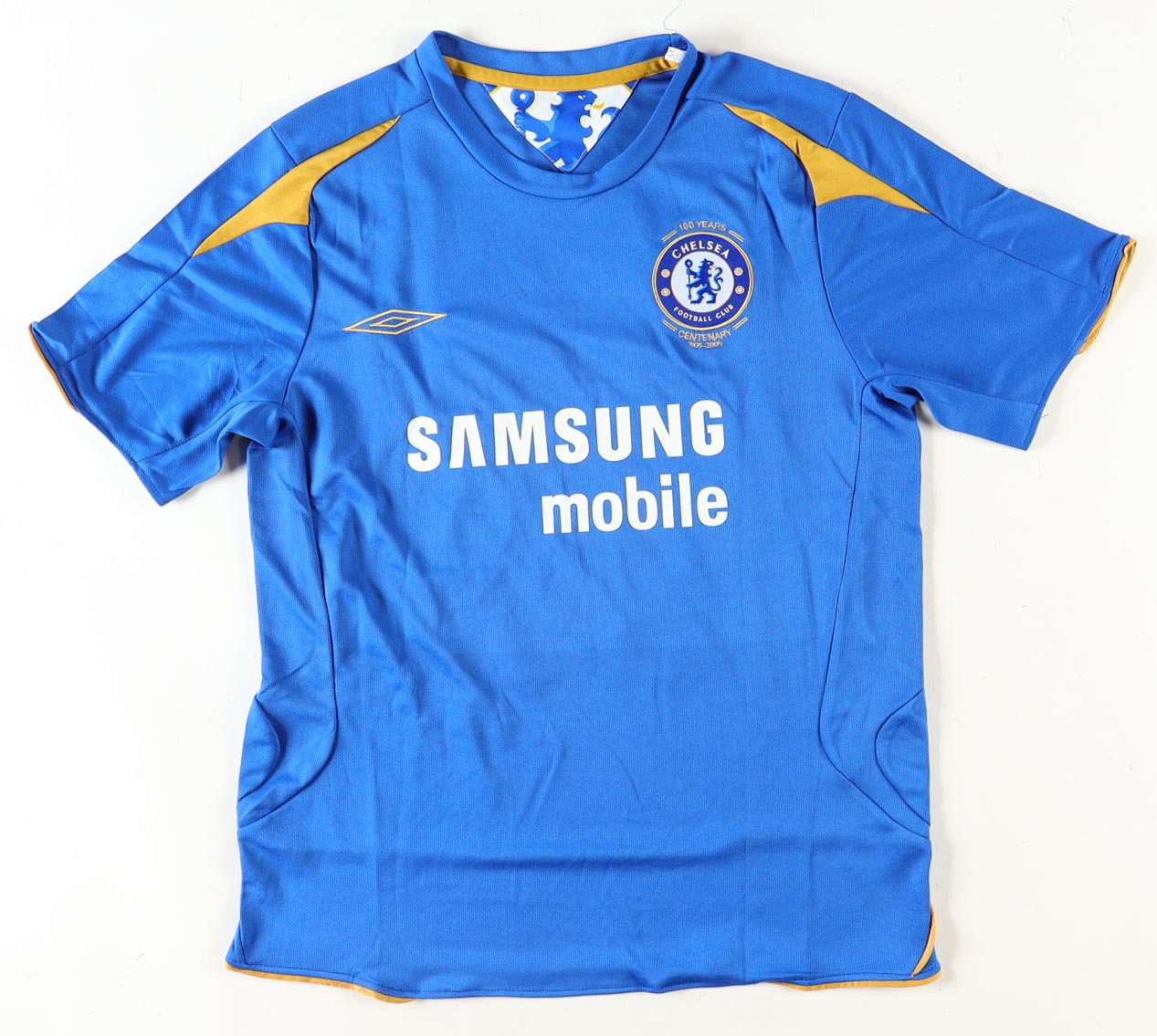 Didier Drogba Signed Chelsea Jersey (Beckett) at PristineAuction.com Didier Drogba Signed Chelsea Jersey (Beckett) at PristineAuction.com