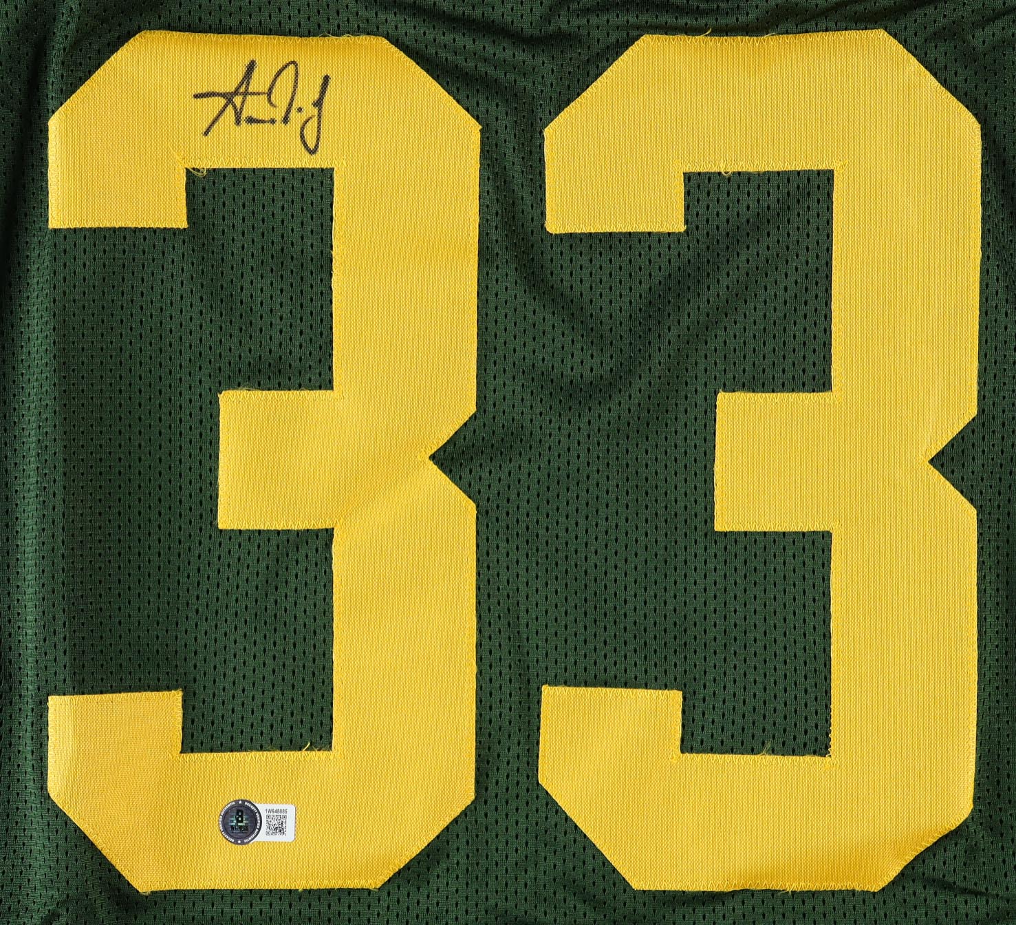 Aaron Jones Signed Jersey (Beckett) at PristineAuction.com Aaron Jones Signed Jersey (Beckett) at PristineAuction.com