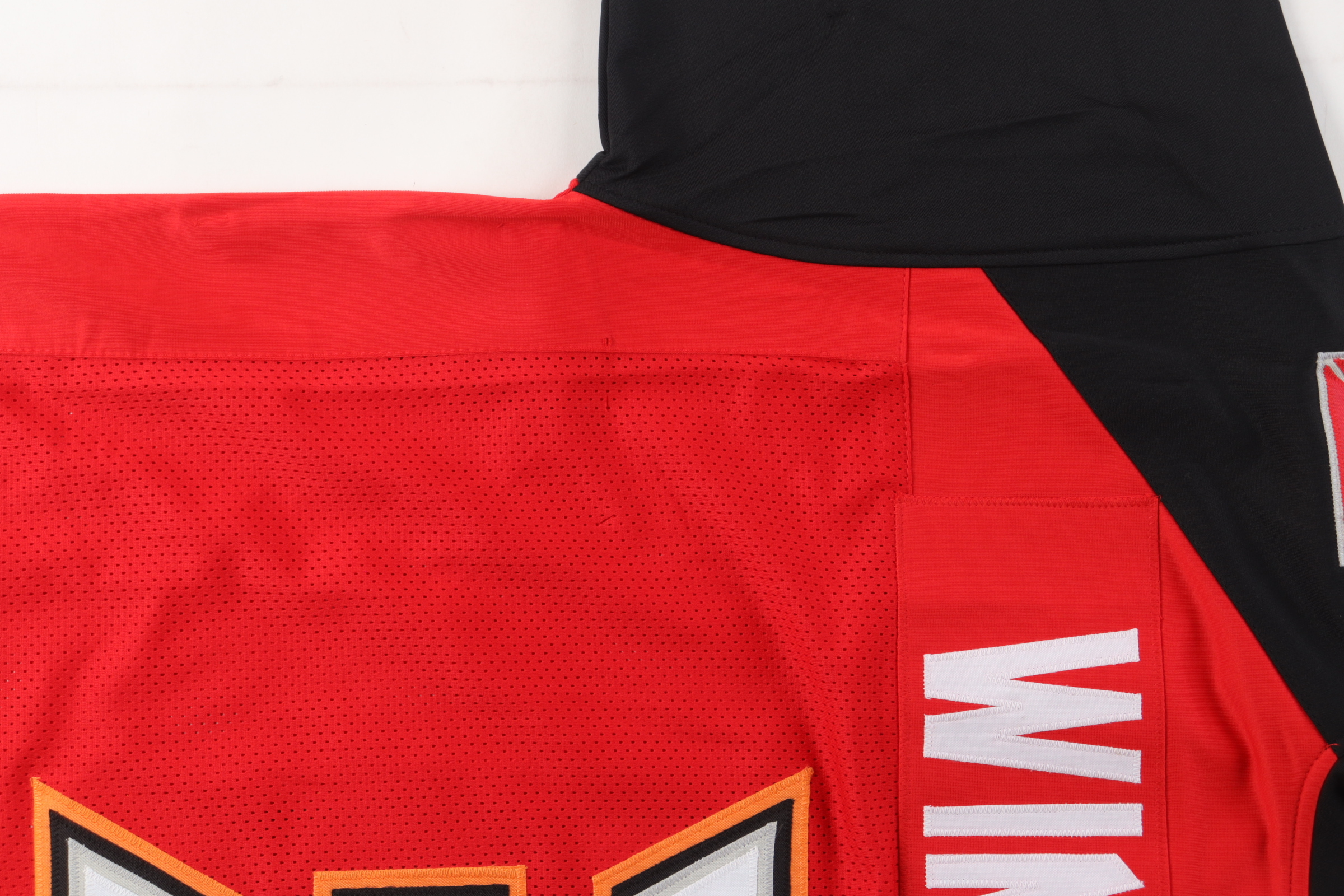 Jameis Winston Signed Jersey (PSA & Winston Hologram) at PristineAuction.com Jameis Winston Signed Jersey (PSA & Winston Hologram) at PristineAuction.com