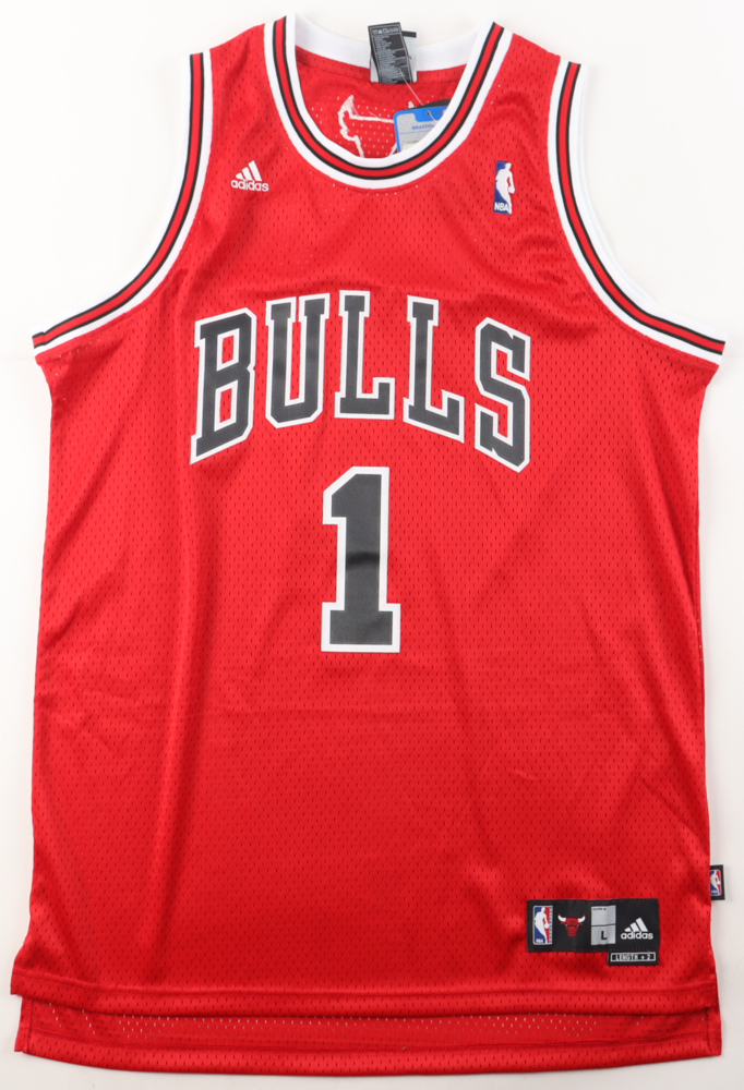 Derrick Rose Signed Bulls Jersey (JSA) at PristineAuction.com Derrick Rose Signed Bulls Jersey (JSA) at PristineAuction.com