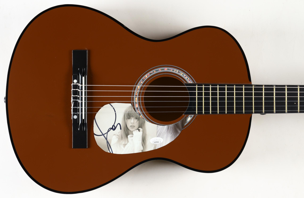 Taylor Swift Signed 38" Acoustic Guitar (JSA) Pristine Auction