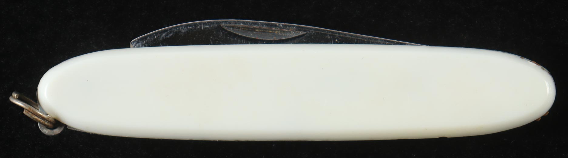 Mickey Mantle Vintage Stat Pocket Knife at PristineAuction.com Mickey Mantle Vintage Stat Pocket Knife at PristineAuction.com