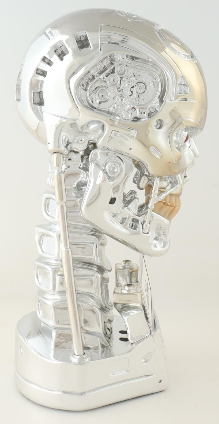 Arnold Schwarzenegger Signed "Terminator 2" Full-Size 1:1 T800 Endoskeleton Bust (ACOA) at PristineAuction.com Arnold Schwarzenegger Signed "Terminator 2" Full-Size 1:1 T800 Endoskeleton Bust (ACOA) at PristineAuction.com