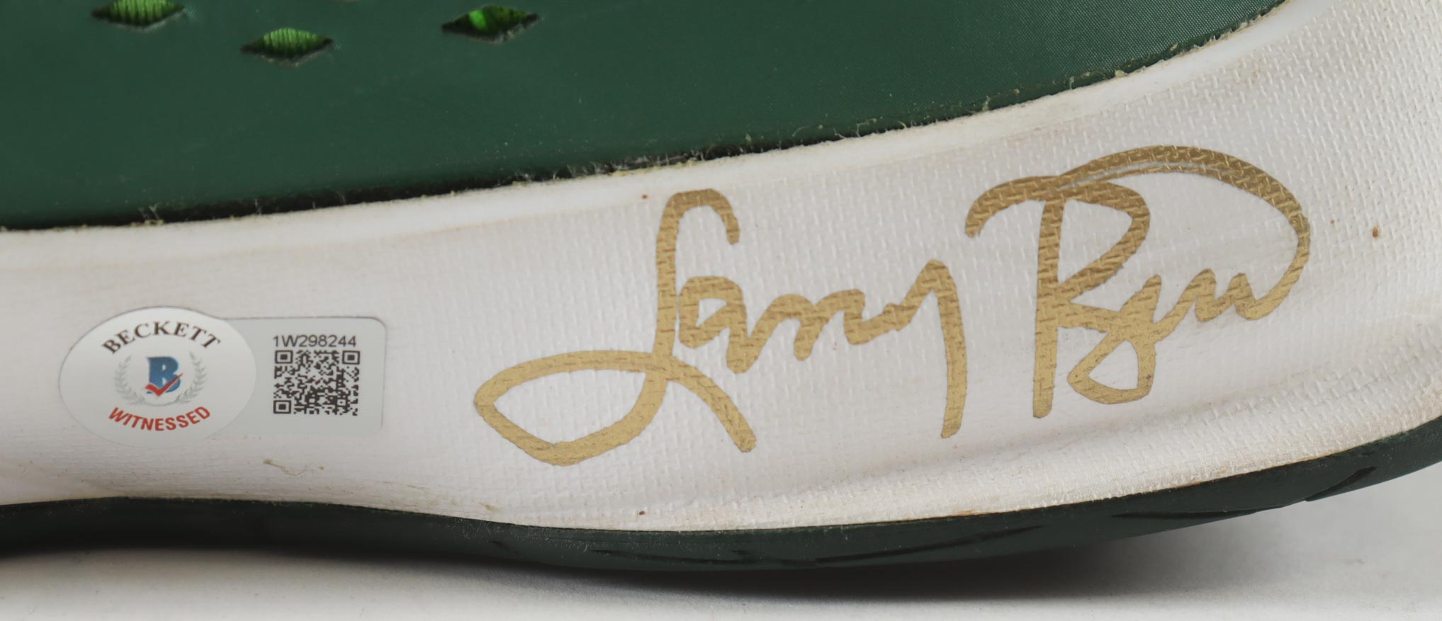 Larry Bird Signed Vintage Nike Air Jordan Celtics Basketball Shoe (Beckett) at PristineAuction.com Larry Bird Signed Vintage Nike Air Jordan Celtics Basketball Shoe (Beckett) at PristineAuction.com