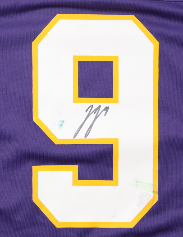 J.J. McCarthy Signed Vikings Nike Jersey (Beckett) at PristineAuction.com J.J. McCarthy Signed Vikings Nike Jersey (Beckett) at PristineAuction.com