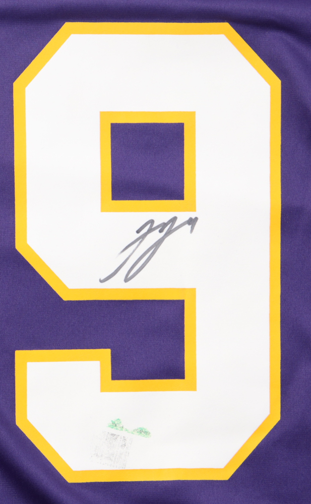 J.J. McCarthy Signed Vikings Nike Jersey (Beckett) at PristineAuction.com J.J. McCarthy Signed Vikings Nike Jersey (Beckett) at PristineAuction.com