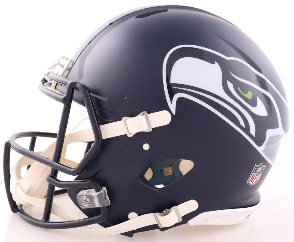 DK Metcalf & Russell Wilson Signed Seahawks Full-Size Authentic Speed Helmet (Fanatics) at PristineAuction.com DK Metcalf & Russell Wilson Signed Seahawks Full-Size Authentic Speed Helmet (Fanatics) at PristineAuction.com