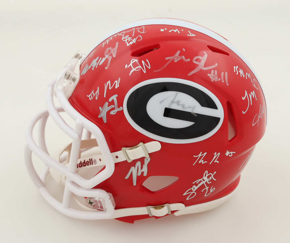2023-24 Georgia Bulldogs Speed Mini Helmet Team-Signed By (34) With KJ Bolden, Dominic Lovett, Brock Vandagriff, Jamal Jarrett (Top Tier Authentics) at PristineAuction.com 2023-24 Georgia Bulldogs Speed Mini Helmet Team-Signed By (34) With KJ Bolden, Dominic Lovett, Brock Vandagriff, Jamal Jarrett (Top Tier Authentics) at PristineAuction.com