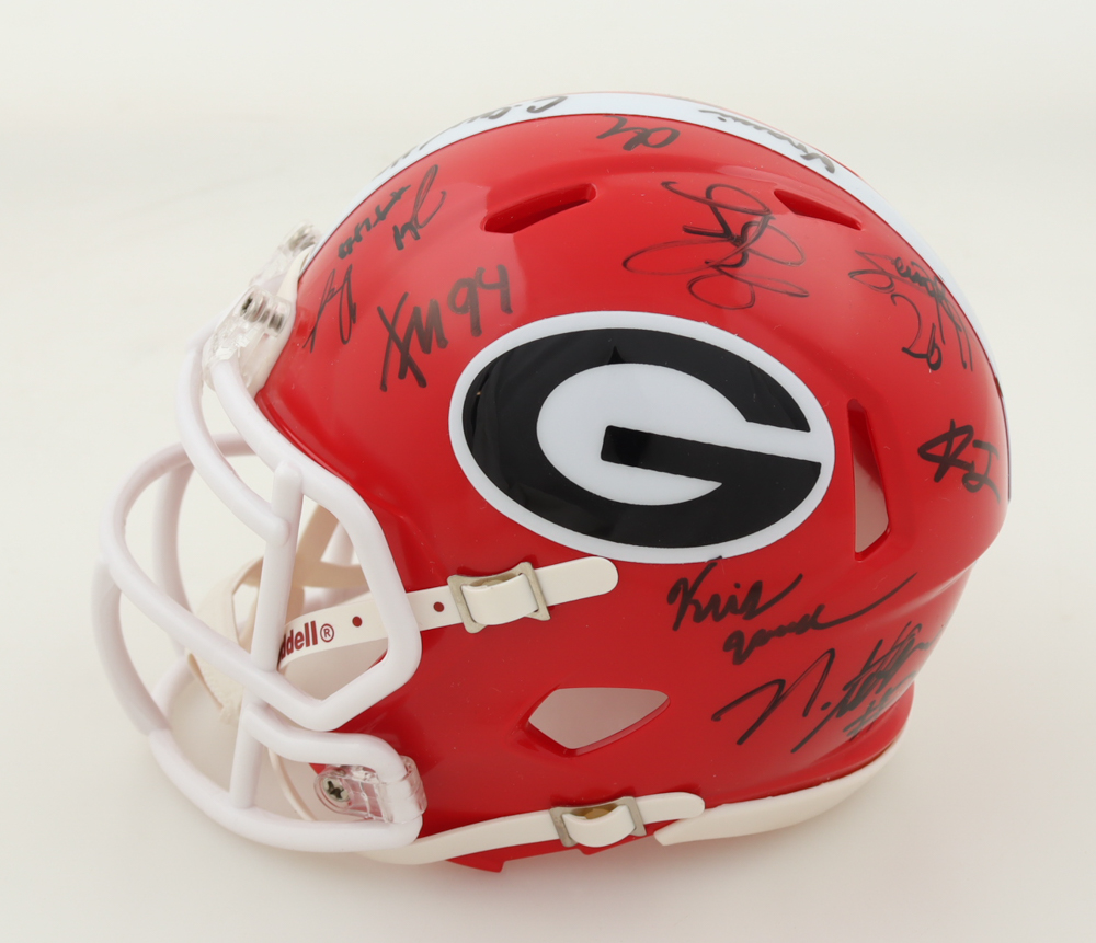 2023-24 Georgia Bulldogs Speed Mini Helmet Team-Signed By (34) With KJ Bolden, Dominic Lovett, Brock Vandagriff, Jamal Jarrett (Top Tier Authentics) at PristineAuction.com 2023-24 Georgia Bulldogs Speed Mini Helmet Team-Signed By (34) With KJ Bolden, Dominic Lovett, Brock Vandagriff, Jamal Jarrett (Top Tier Authentics) at PristineAuction.com