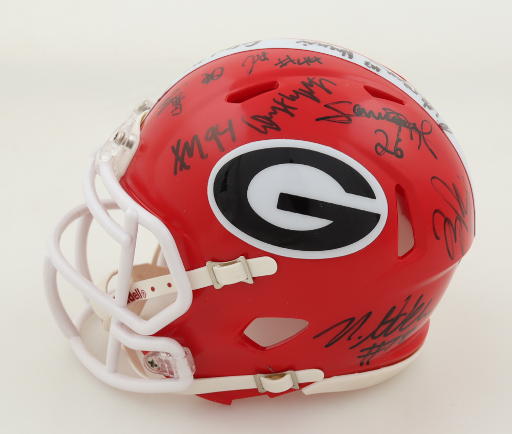 2023-24 Georgia Bulldogs Speed Mini Helmet Team-Signed By (34) With KJ Bolden, Dominic Lovett, Brock Vandagriff, Jamal Jarrett (Top Tier Authentics) at PristineAuction.com 2023-24 Georgia Bulldogs Speed Mini Helmet Team-Signed By (34) With KJ Bolden, Dominic Lovett, Brock Vandagriff, Jamal Jarrett (Top Tier Authentics) at PristineAuction.com