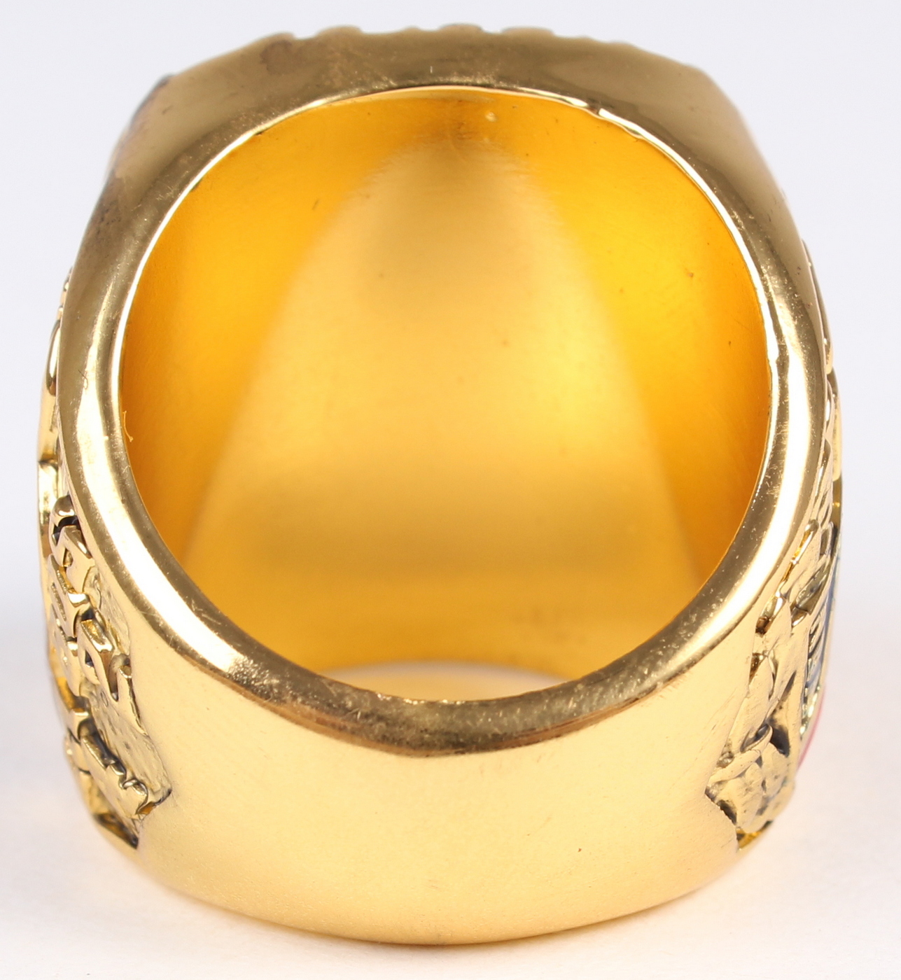 Kareem Abdul-Jabbar Los Angeles Lakers High Quality Replica 1985 NBA Finals World Championship Ring at PristineAuction.com Kareem Abdul-Jabbar Los Angeles Lakers High Quality Replica 1985 NBA Finals World Championship Ring at PristineAuction.com