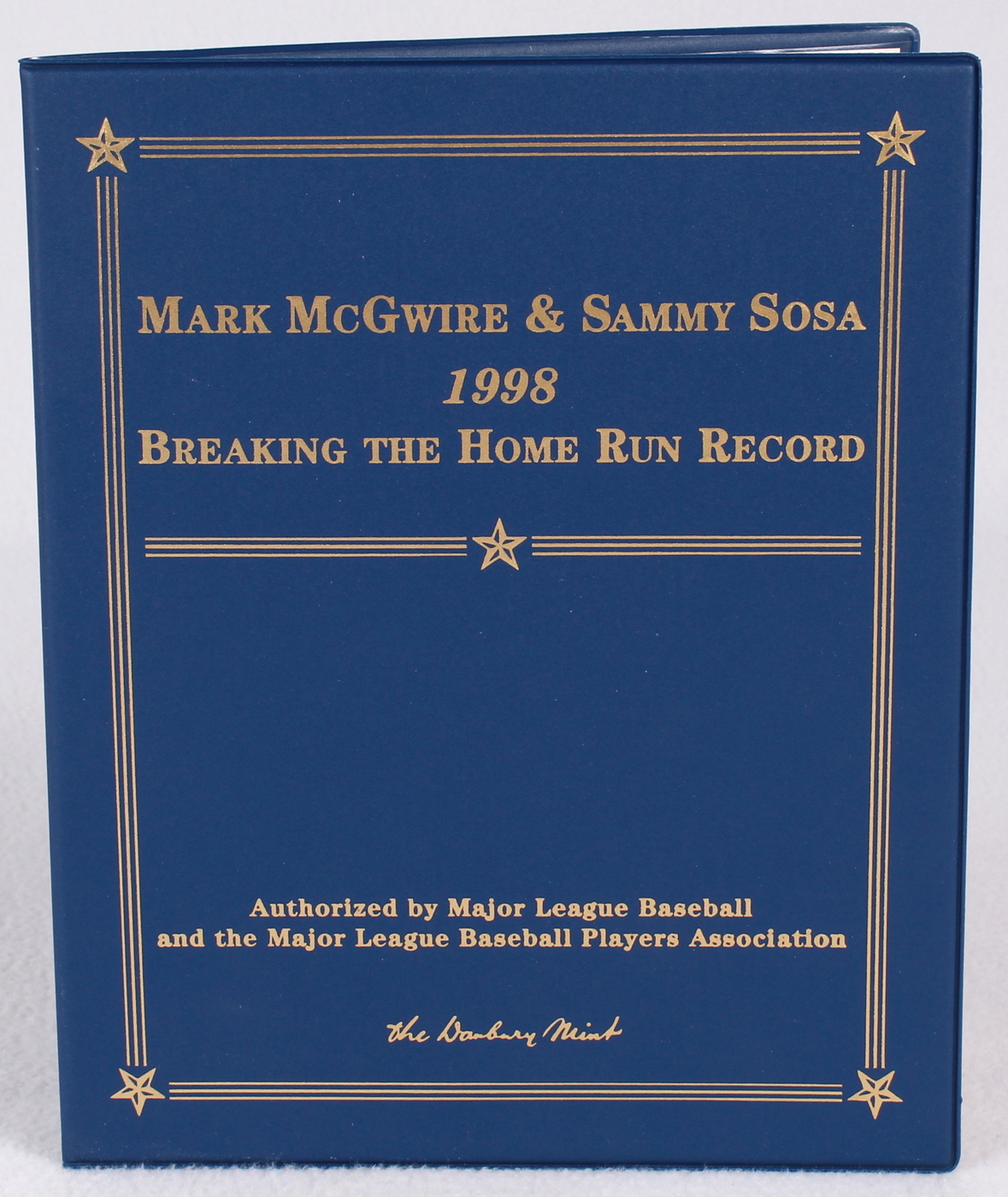 Mark McGwire & Sammy Sosa 22 Karat Gold Card "Breaking The Home Run Record" Commemorative Set at PristineAuction.com Mark McGwire & Sammy Sosa 22 Karat Gold Card "Breaking The Home Run Record" Commemorative Set at PristineAuction.com