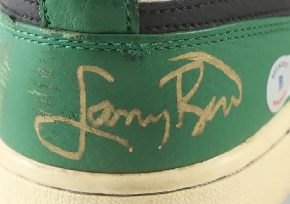 Larry Bird Signed Nike Air Jordan Celtics Basketball Shoe In Display Case (Beckett) at PristineAuction.com Larry Bird Signed Nike Air Jordan Celtics Basketball Shoe In Display Case (Beckett) at PristineAuction.com