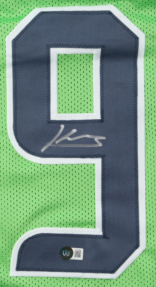 Kenneth Walker III Signed Jersey (Beckett) at PristineAuction.com Kenneth Walker III Signed Jersey (Beckett) at PristineAuction.com