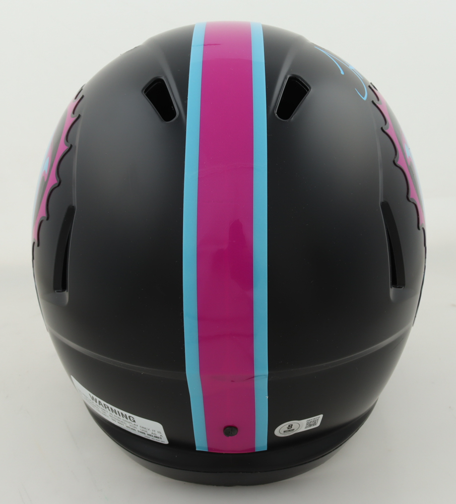 Tyreek Hill Signed Dolphins Full-Size Speed Helmet (Beckett) at PristineAuction.com Tyreek Hill Signed Dolphins Full-Size Speed Helmet (Beckett) at PristineAuction.com