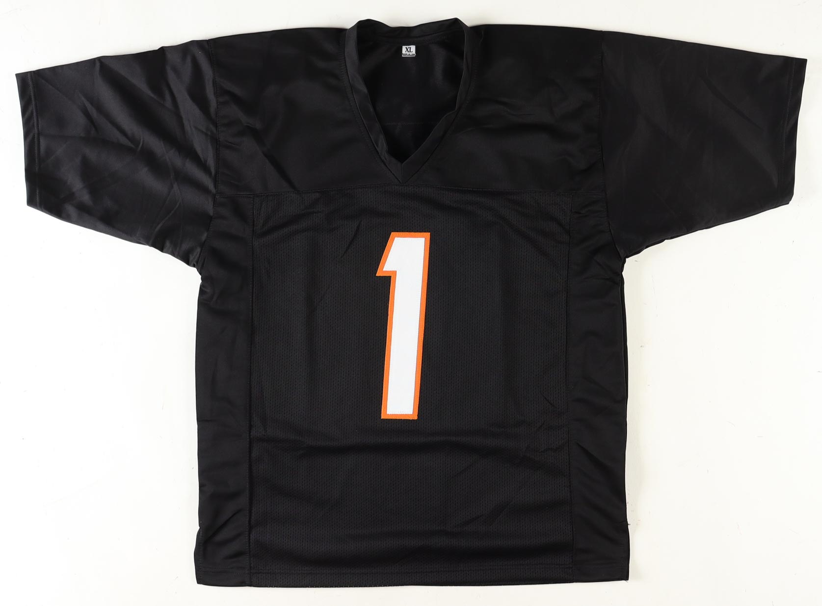 Ja'Marr Chase Signed Jersey (JSA & PIA) at PristineAuction.com Ja'Marr Chase Signed Jersey (JSA & PIA) at PristineAuction.com