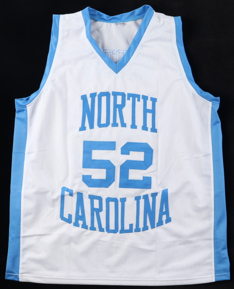 James Worthy Signed Jersey (Beckett) at PristineAuction.com James Worthy Signed Jersey (Beckett) at PristineAuction.com