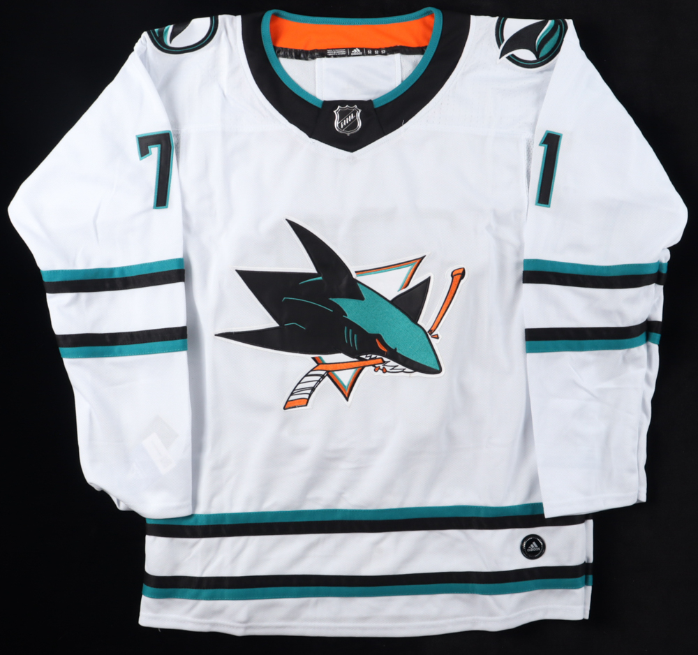 Macklin Celebrini Signed Jersey (JSA) at PristineAuction.com Macklin Celebrini Signed Jersey (JSA) at PristineAuction.com