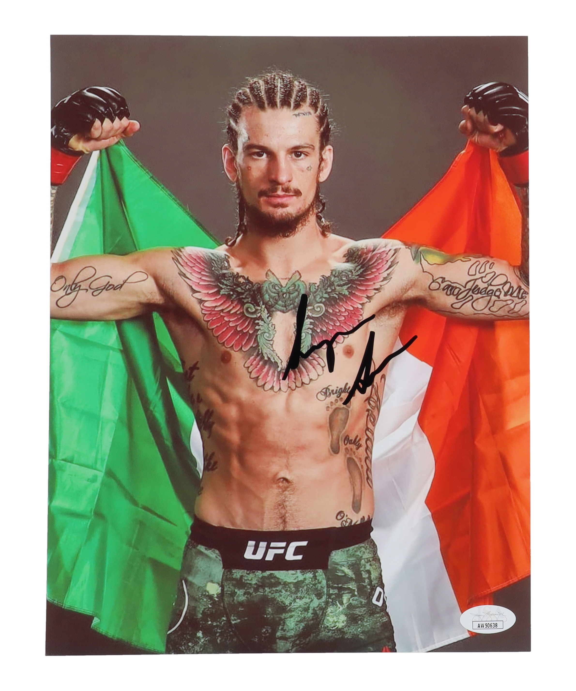 Sean O'Malley Signed UFC 8x10 Photo (JSA) at PristineAuction.com Sean O'Malley Signed UFC 8x10 Photo (JSA) at PristineAuction.com