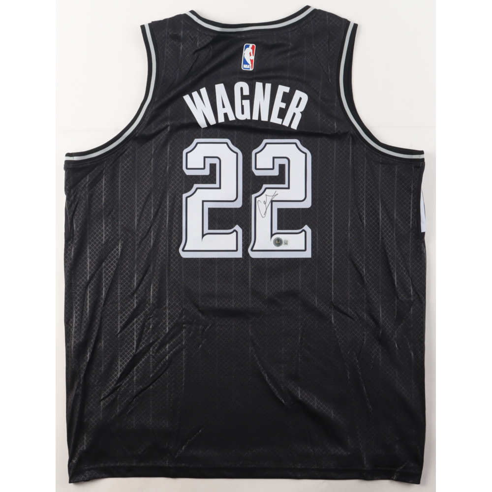 Maillot Beckett Orlando blanc à fines rayures signé Franz Wagner Maillot Beckett Orlando blanc à fines rayures signé Franz Wagner