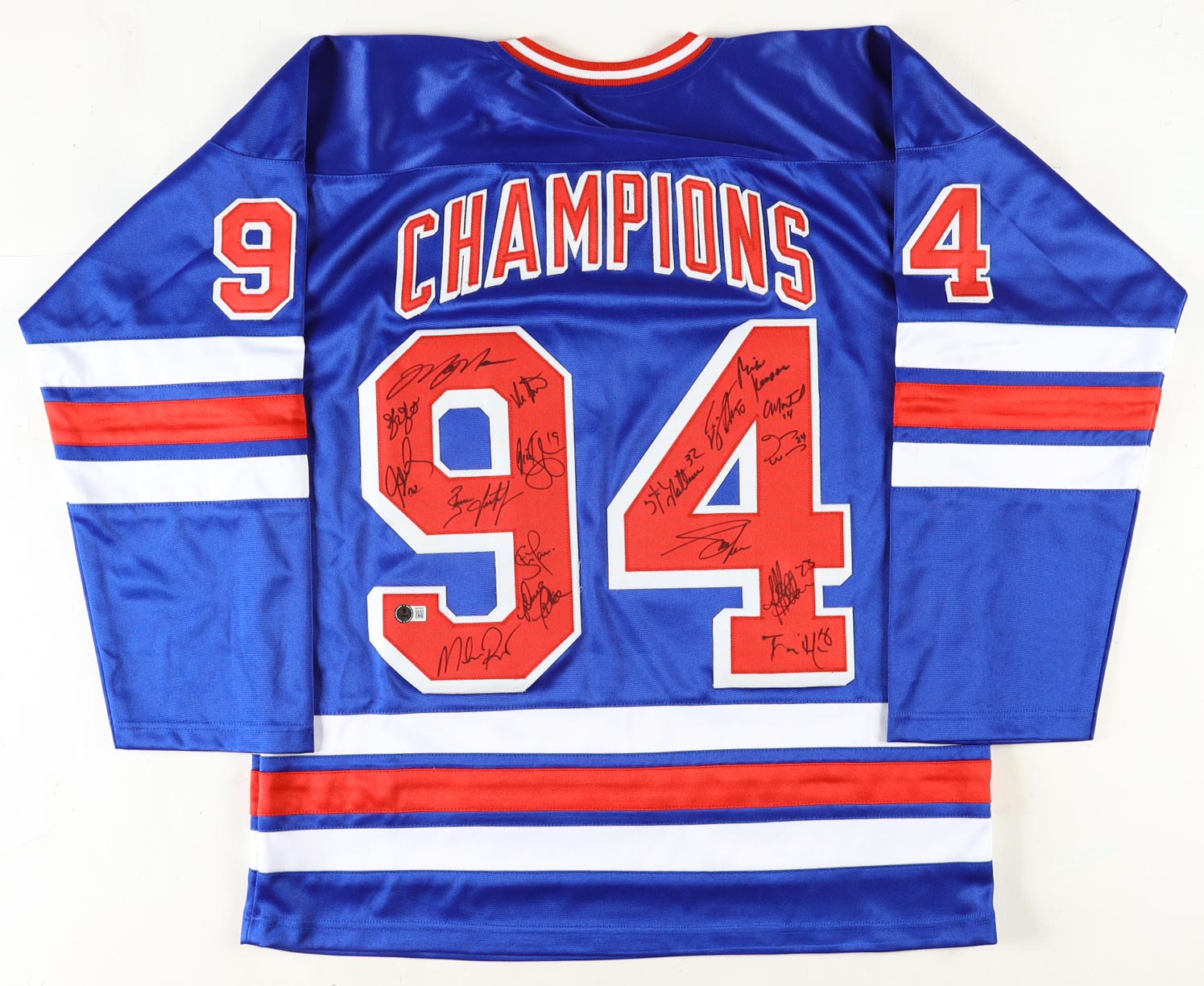 "1994 Stanley Cup Champions" Jersey Signed By (17) With Mark Messier, Mike Hartman, Steve Larmer, Mike Richter (Beckett) at PristineAuction.com "1994 Stanley Cup Champions" Jersey Signed By (17) With Mark Messier, Mike Hartman, Steve Larmer, Mike Richter (Beckett) at PristineAuction.com