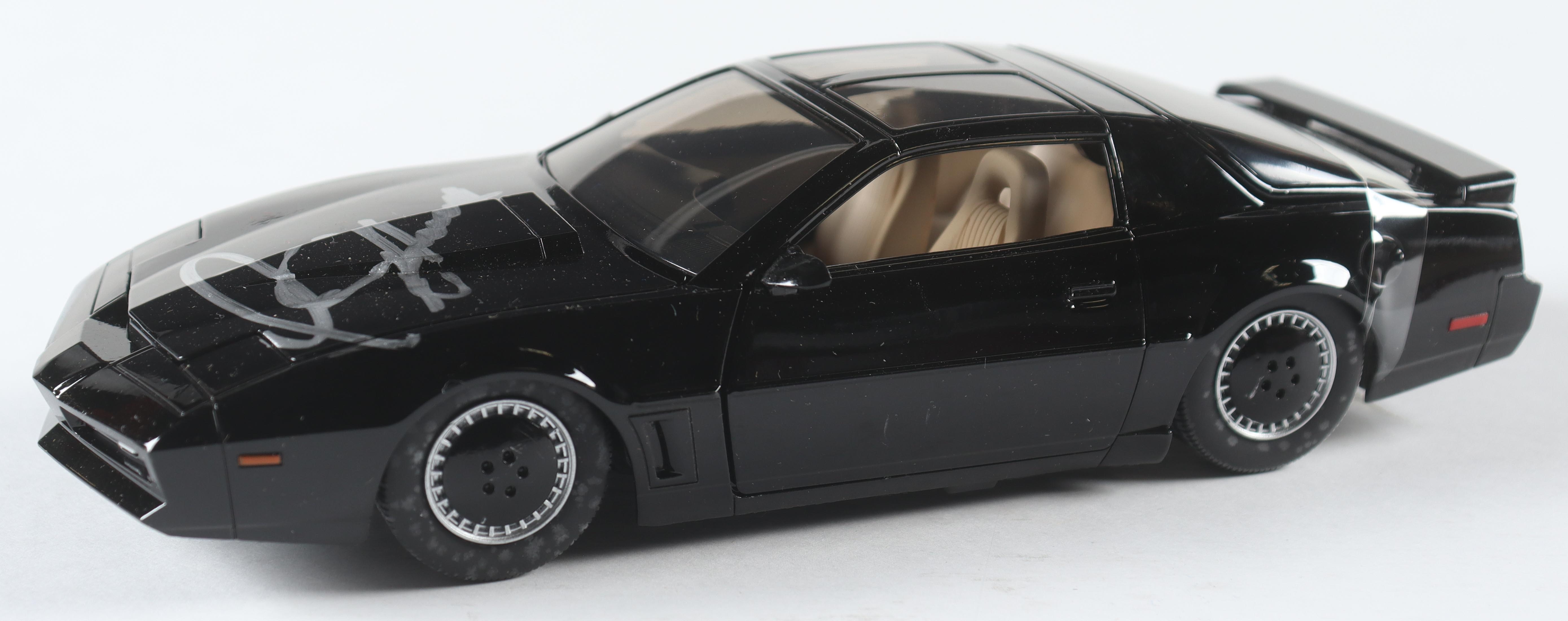 David Hasselhoff Signed "Knight Rider" 1:24 Diecast Car (Beckett) at PristineAuction.com David Hasselhoff Signed "Knight Rider" 1:24 Diecast Car (Beckett) at PristineAuction.com