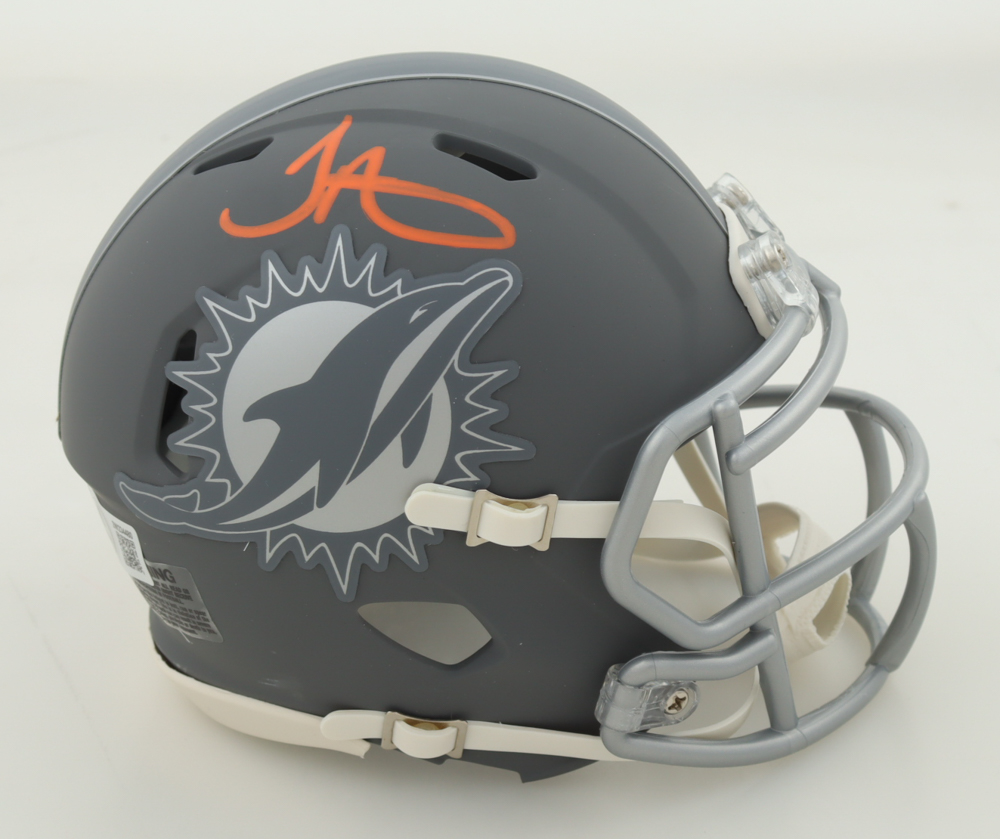 Tyreek Hill Signed Dolphins Slate Alternate Speed Mini Helmet (Beckett) at PristineAuction.com Tyreek Hill Signed Dolphins Slate Alternate Speed Mini Helmet (Beckett) at PristineAuction.com