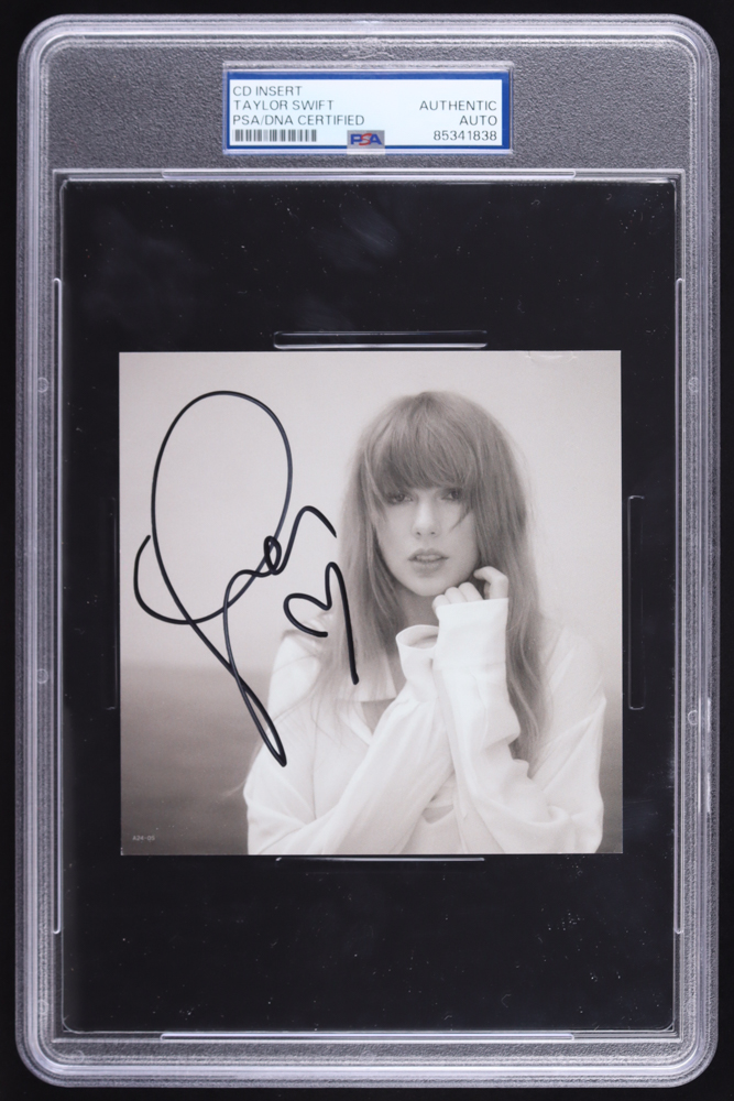 Taylor Swift Signed CD Insert (PSA) at PristineAuction.com Taylor Swift Signed CD Insert (PSA) at PristineAuction.com