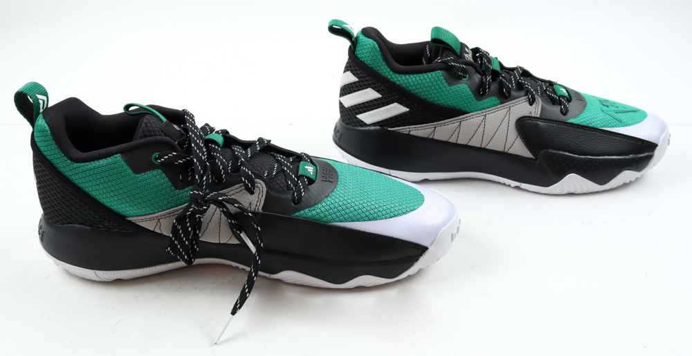 Damian Lillard Signed Pair of Adidas Basketball Shoes (PSA) at PristineAuction.com Damian Lillard Signed Pair of Adidas Basketball Shoes (PSA) at PristineAuction.com