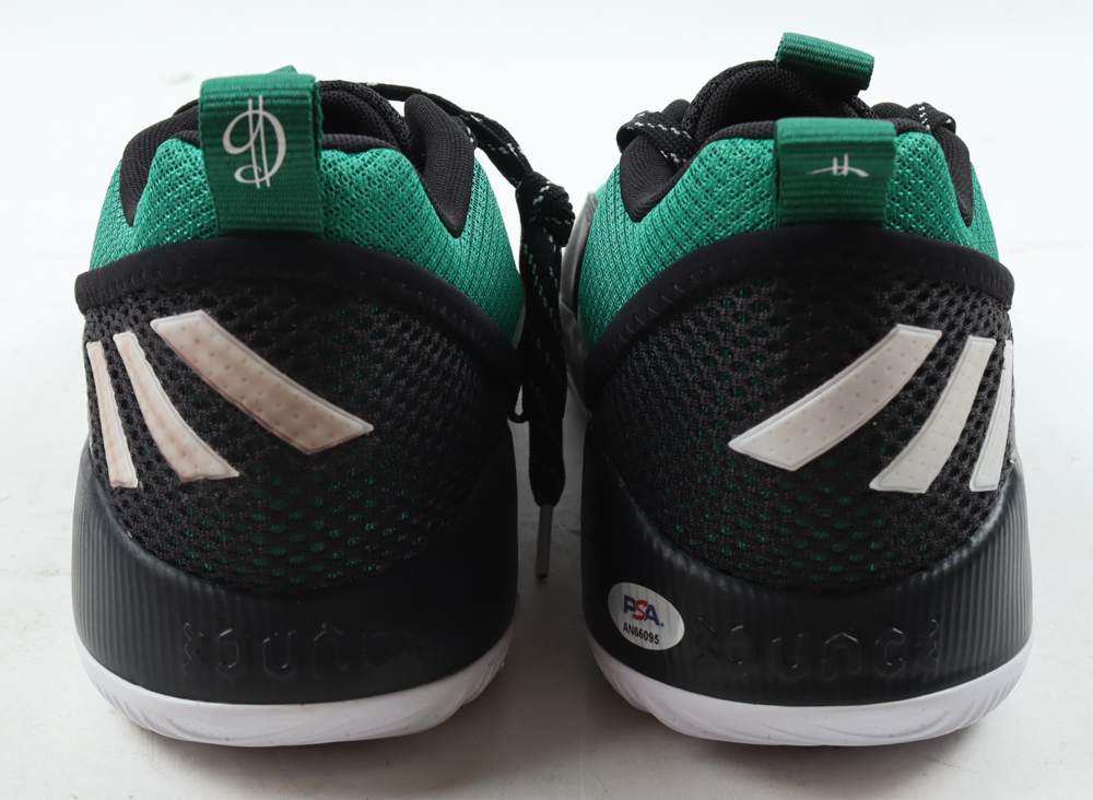 Damian Lillard Signed Pair of Adidas Basketball Shoes (PSA) at PristineAuction.com Damian Lillard Signed Pair of Adidas Basketball Shoes (PSA) at PristineAuction.com